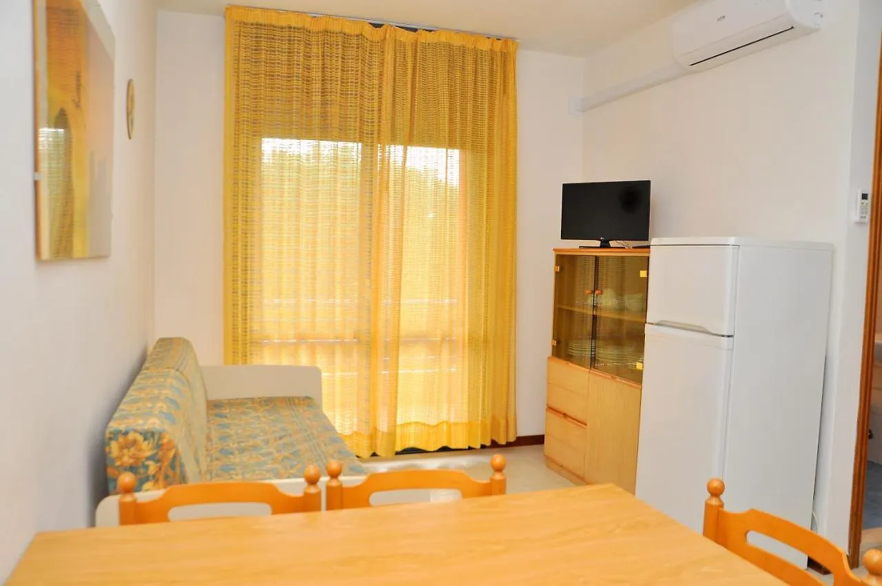 Condominio Tonin B Bibione Apartmán