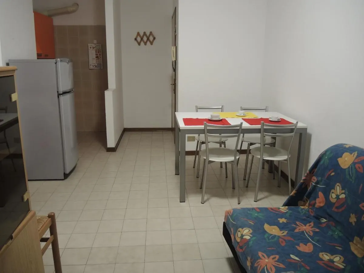Condominio Tonin B Bibione 0*,
